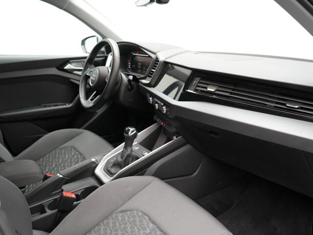 Audi A1 Sportback 30 TFSI S Line 111pk Dealer O.H. | LED | Apple Carplay | Keyless | Stoelverwarming | Navigatie | Virtual Cockpit | DAB |