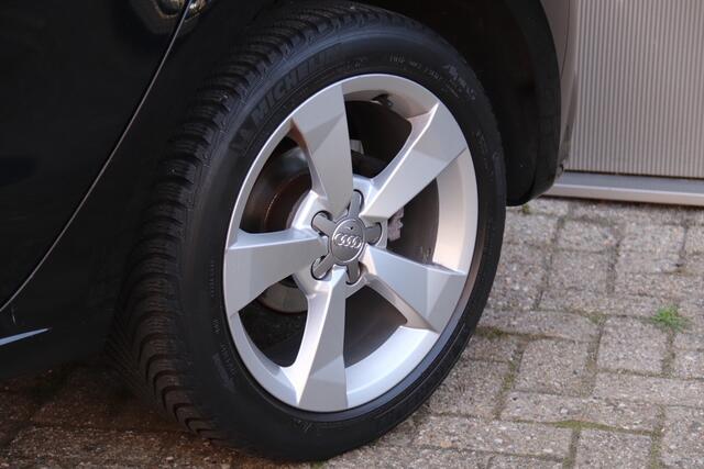 Audi A1 Sportback 1.0 TFSI Sport Pro Line, Automaat, Cruise control