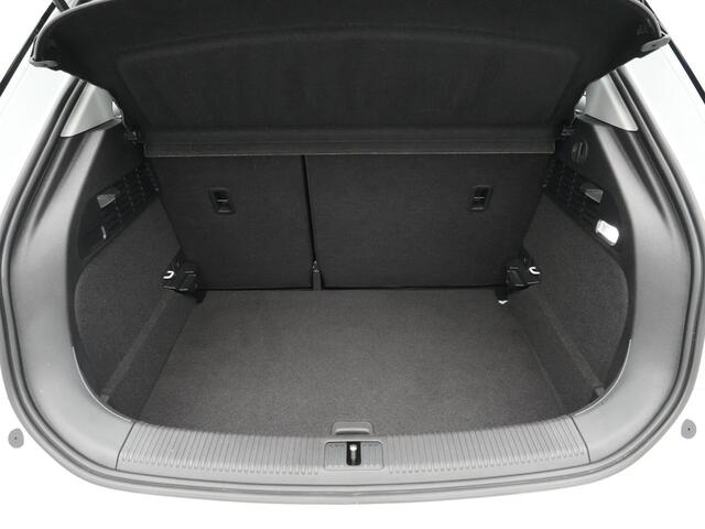 Audi A1 Sportback 1.0 TFSI Advance Sport Cruise Navigatie Pdc Lm Velgen S Line 306