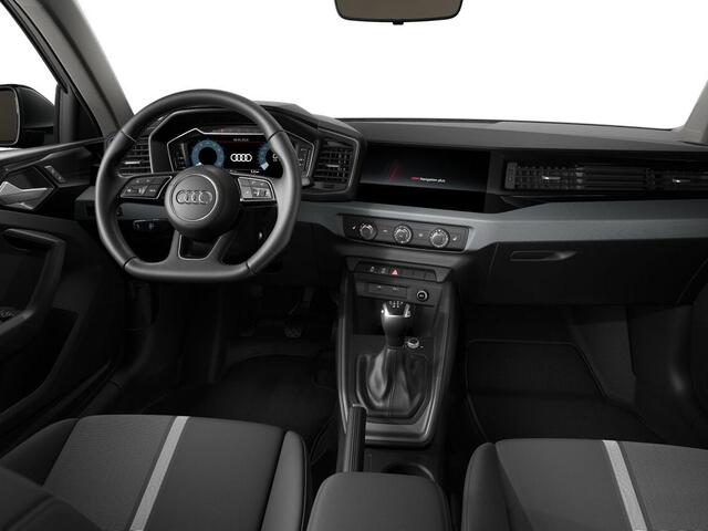 Audi A1 Sportback Advanced edition 25 TFSI 95 PK · Afgevlakt sportstuur · Hill hold assist · Stoelverwarming voorin