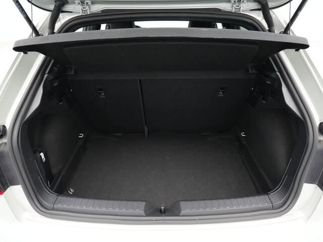 Audi A1 Sportback 25 TFSI S Line edition Navi via App Clima Pdc Led