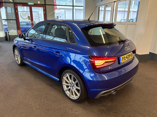 Audi A1 Sportback 1.0 TFSI Sport 3X S-line Edition | Cruise control | Navigatie | Alcantara/Lederen bekleding | Dealer onderhouden | Nederlands geleverd | LED | Airco