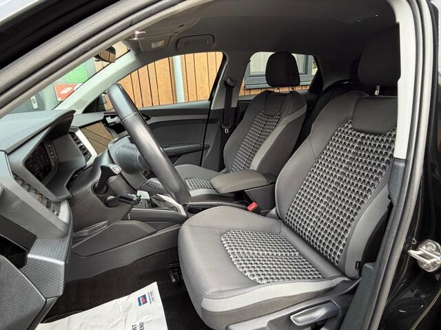 Audi A1 35 TFSI S-Line Aut. Navi Stoelverw.