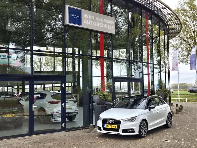 Audi A1 Sportback 1.0 TFSI Adrenalin S line | LM Velgen | Airconditioning | Centrale vergrendeling