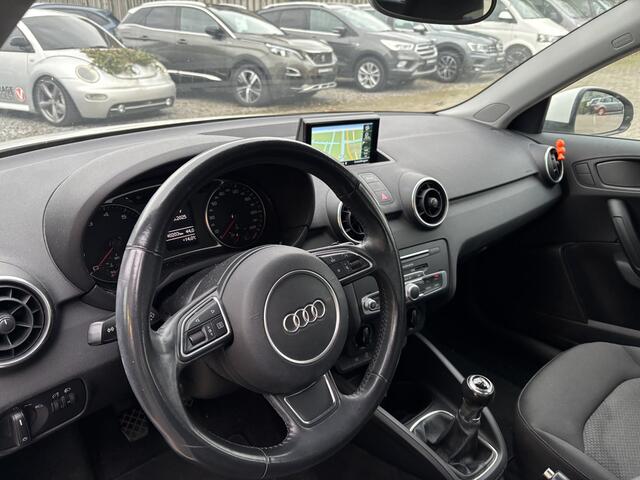 Audi A1 Sportback 5DRS 1.0 TFSI Pro Line Navigatie / Cruise control