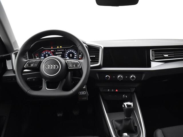 Audi A1 Sportback Advanced edition 30 TFSI 116 PK · Audi Sound · Afgevlakt sportstuur · Full led verlichting · Privacy glas · MEGA Sale