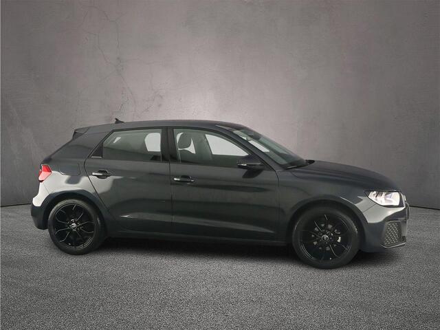 Audi A1 Sportback 25 TFSI Pro Line | Carplay | Cruise control | Parkeersensoren |