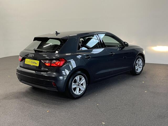 Audi A1 Sportback 1.0 TFSI Sportback AUT NAV Navigatie Apple Carplay/Android Auto Parkeersensoren Cruise Control Climate Control Lichtmetalen velgen