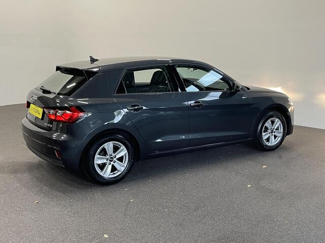 Audi A1 Sportback 1.0 TFSI Sportback AUT NAV Navigatie Apple Carplay/Android Auto Parkeersensoren Cruise Control Climate Control Lichtmetalen velgen