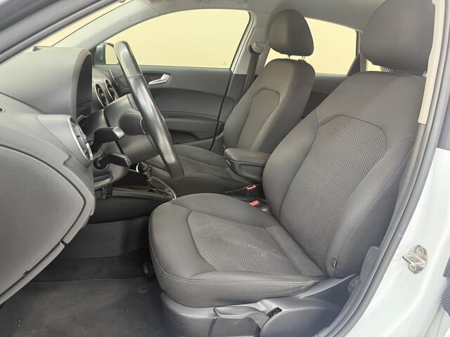 Audi A1 Sportback 1.0 TFSI Adrenalin, 95Pk, 2016, Origineel Nederlands, Navigatie, Cruise control, Airco, Bluetooth audio, Lichtmetalen velgen, Elektrische ramen, Airco, Stuurbediening,