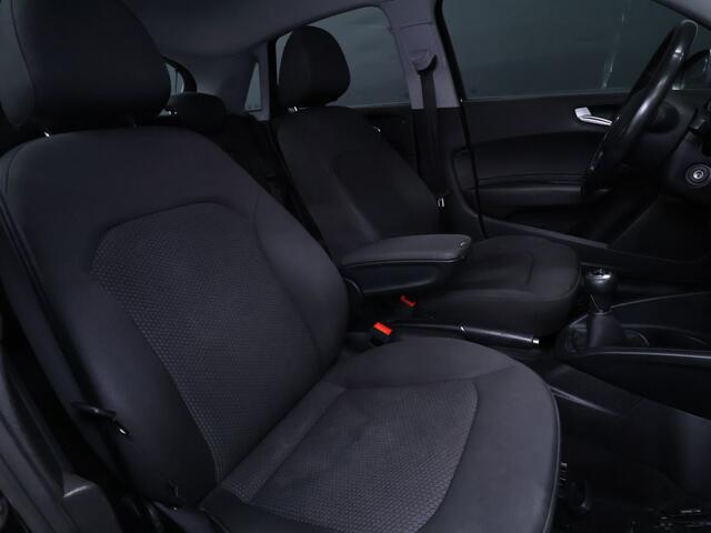 Audi A1 Sportback 1.0 TFSI Pro Line [CRUISE CONTROL, BLUETOOTH TELEFOON, AIRCONDITIONING, NAVIGATIE, LICHTMETALEN VELGEN, ELEKTRONISCHE RAMEN, ACHTERBANK 3-PERSOONS, NIEUWSTAAT]