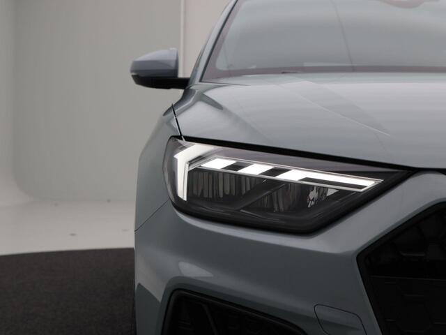 Audi A1 Sportback 30 TFSI | S edition | 116 PK | Contrastdak | Dynamica | 17 inch velgen | Privacyglas |