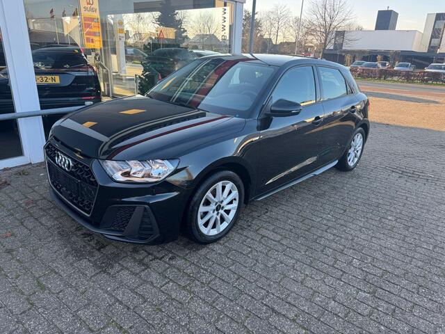 Audi A1 Sportback 30 TFSI S edition
