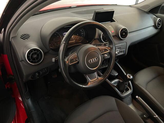 Audi A1 Sportback 1.0 TFSI S-Line. 5-Deurs!