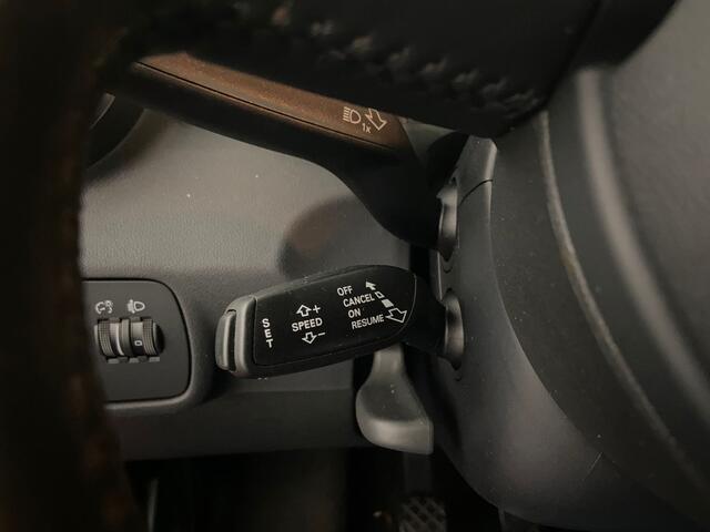 Audi A1 Sportback 1.0 TFSI S-Line. 5-Deurs!