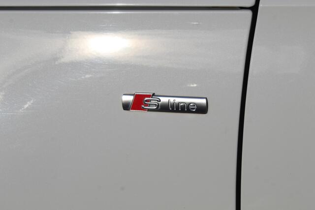 Audi A1 Sportback 1.0 TFSI S-Line Navigatie/Led koplampen/Stoelverwarming/Parkeersensoren/Climate control/17 inch/Privacy glas