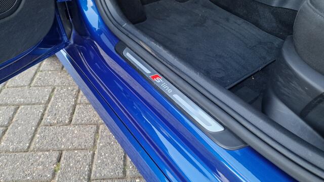 Audi A1 Sportback 1.0 TFSI Sport line S-Line Edition, Stoelverwarming