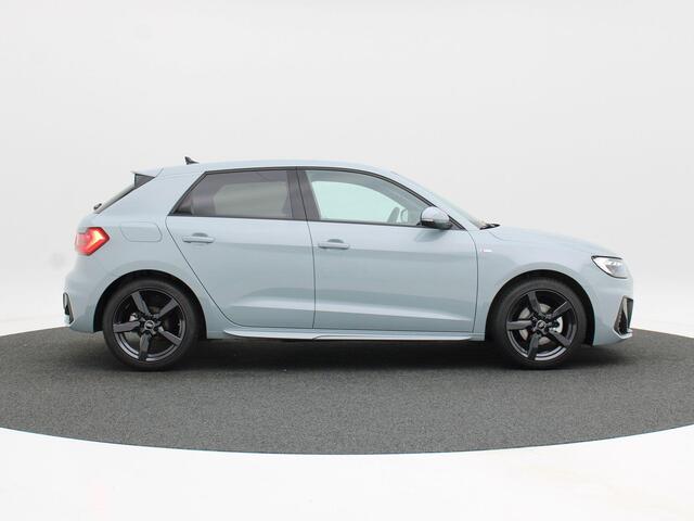 Audi A1 Sportback 30 TFSI | S edition | 116 PK | Contrastdak | Dynamica | 17 inch velgen | Privacyglas |