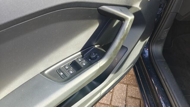 Audi A1 25 TFSI Pro line S - Automaat - stoelverwarming - Prijs is all in