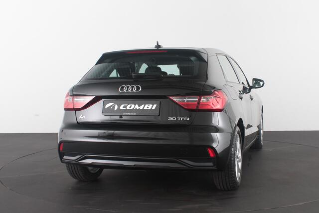 Audi A1 Sportback 30 TFSI Pro Line Automaat/116pk/Navigatie/Mythos Black Metallic/Parkeersensoren/16 inch velgen