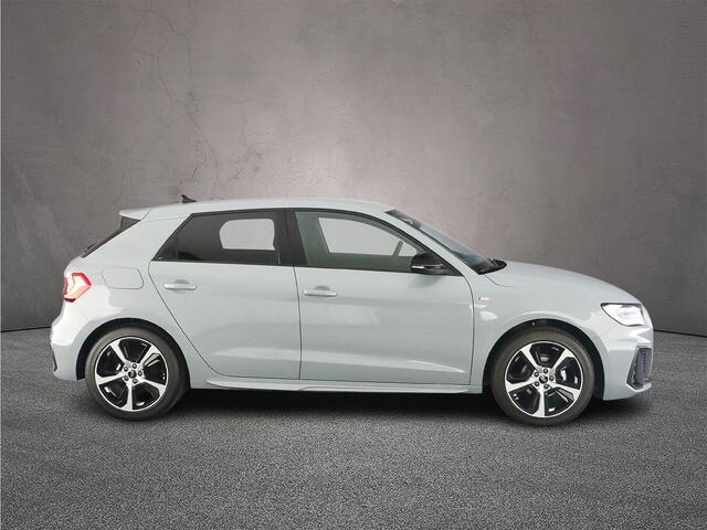 Audi A1 Sportback 25 TFSI S edition | Cruise control | S-line | Full-Led | Optiek zwart | Ambient lighting |