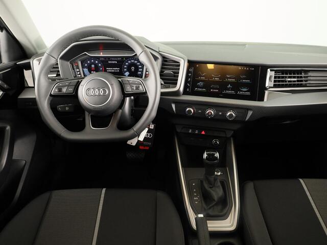 Audi A1 Sportback Advanced edition 25 TFSI 95 pk | Sportstoelen voor | Ledlampen voor en achter | Optiek pakket zwart plus | Buitenspiegels inklapbaar |