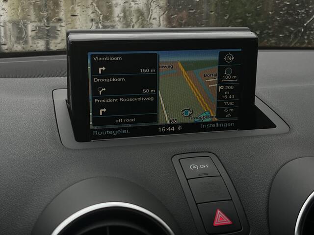 Audi A1 Sportback 1.0 TFSI 2x S-line | Navi | Airco |