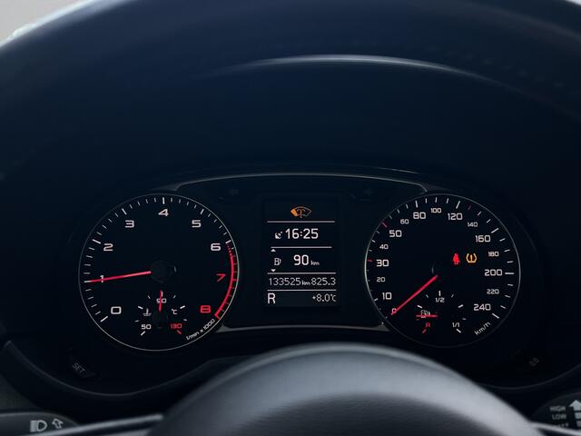 Audi A1 Sportback 1.0 TFSI 2x S-line | Navi | Airco |