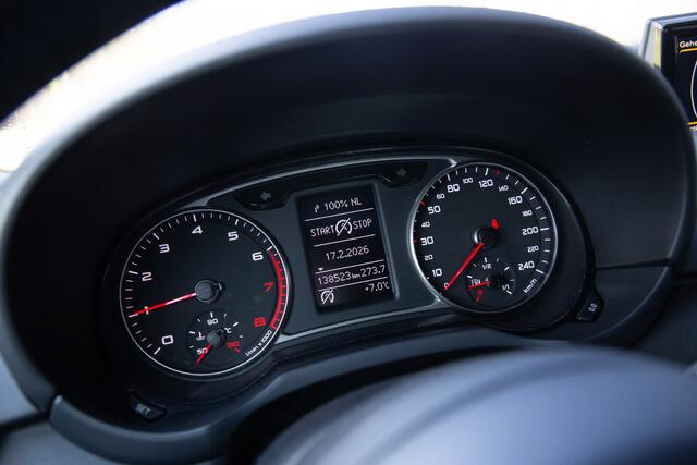 Audi A1 Sportback 1.0 TFSI Advance Sport S-line , Cruise control, Navigatie,