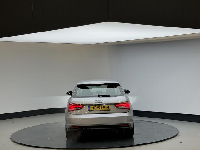 Audi A1 1.0 TFSI Adrenalin S-Line | 17'' LM Velgen | NL Auto