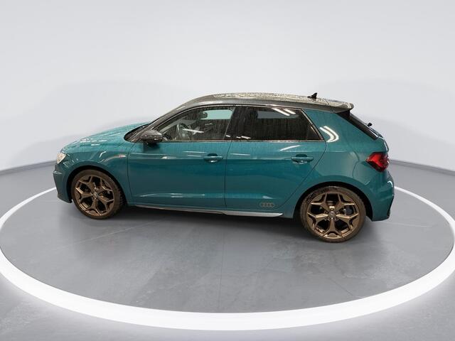 Audi A1 Sportback 30 TFSI 116pk S-Tronic S Line Edition One · Stoelverwarming · LED Koplampen · Sfeerverlichting · Apple/Android Car Play · 18"Velgen · Cruise Control ·