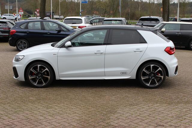 Audi A1 Sportback 40 TFSI S Line edition one 200pk / Navigatie / Keyless / Virtual Cockpit / 18'' / Parkeerhulp achter / Stoelverwarming / LED Koplampen / DAB / ACC