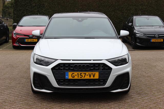 Audi A1 Sportback 40 TFSI S Line edition one 200pk / Navigatie / Keyless / Virtual Cockpit / 18'' / Parkeerhulp achter / Stoelverwarming / LED Koplampen / DAB / ACC