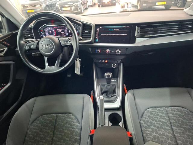 Audi A1 Sportback 25 TFSI 95pk epic / Zwart Dak / Smartphone Interface / Airco / 17" LMV