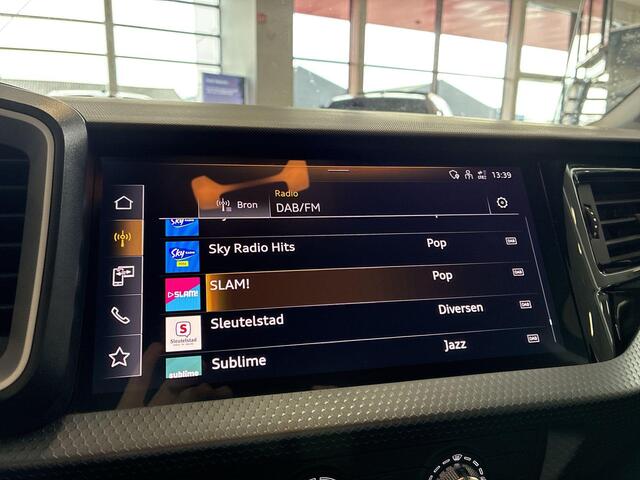 Audi A1 Sportback 25 TFSI 95pk Pro Line · Apple/Android Car Play · P-Sensoren · Cruise Control · DAB · 15'' Inch · Garantie t/m 20-11-2027 of 100.000km