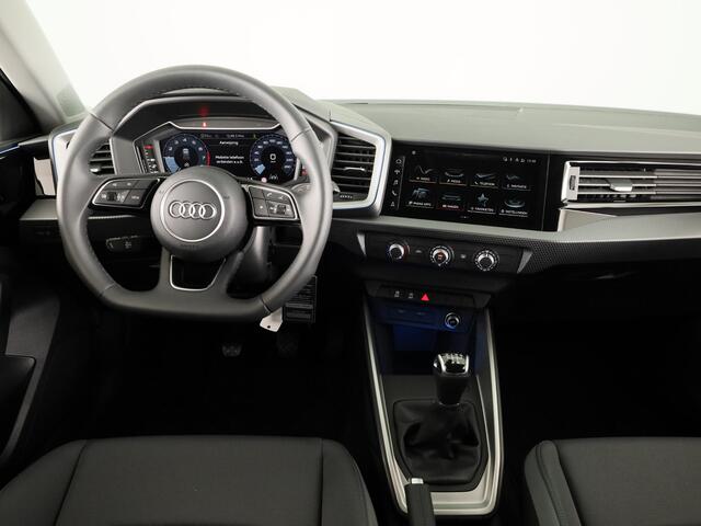 Audi A1 Sportback Advanced edition 25 TFSI 95 pk | Ledlampen voor en achter | Sportstoelen voor | Ambient verlichting | Privacy glas |