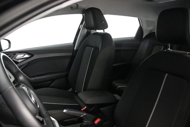 Audi A1 Sportback 25 TFSI S edition | Cruise control | Parkeersensoren | App connect | Virtual cockpit