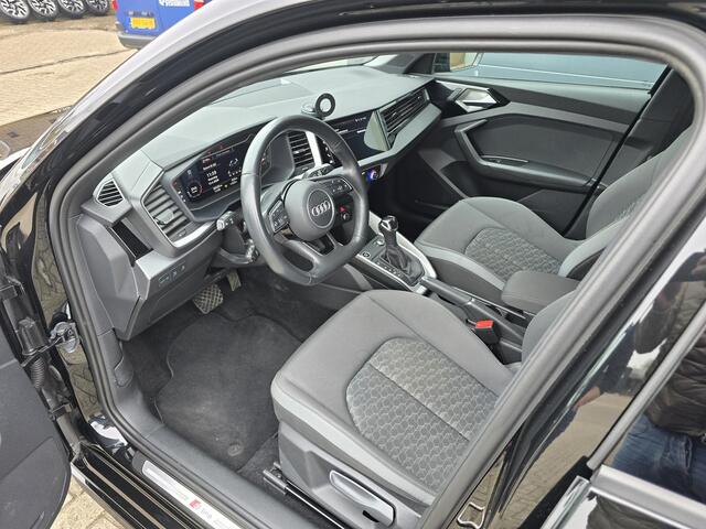 Audi A1 Sportback 30 TFSI S edition S Line / Virtual / Apple Carplay