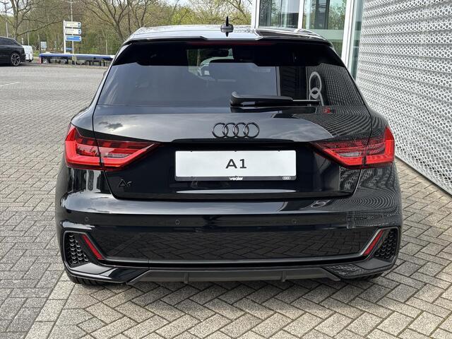 Audi A1 Sportback S edition (A02) 25 TFSI 70 kW / 95 PK Sportback 7 Airco 2 zones \ Privacy glas \ Audi Phone box \ 3-spaaks sport afgevlakt stuur \ Optiekpakket Zwart Plus