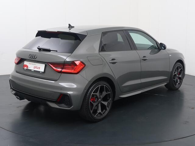 Audi A1 Sportback 40 TFSI S edition | 207 PK | Automaat | Adaptive cruise control | Dodehoek detectie | 18" LM Audi Sport velgen | S line |