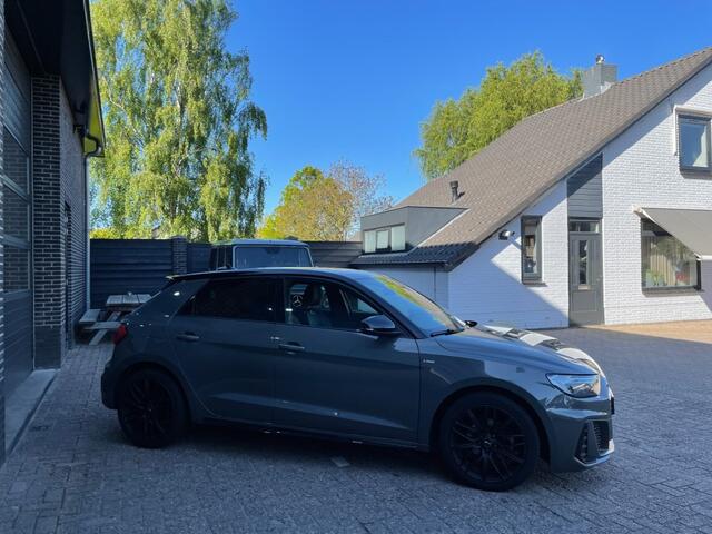 Audi A1 30 TFSI S LINE
