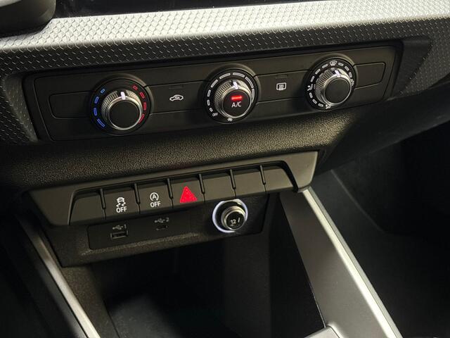 Audi A1 Sportback 25 TFSI Sport (VIRTUAL COCKPIT, APPLE CARPLAY, GROOT NAVI, GETINT GLAS, PARKEERSENSOREN, SPORTSTOELEN, CRUISE, LANE ASSIST, NIEUWSTAAT)