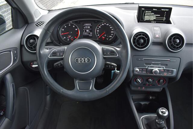 Audi A1 Sportback 1.0 TFSI S-Line Cruise, Origineel NL, Multi. stuur, A/C, 5-drs, LMV 17"