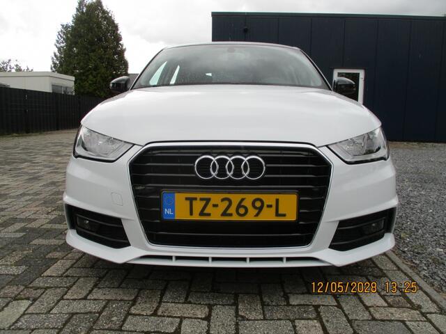 Audi A1 Sportback 1.0 TFSI Adrenalin S-line