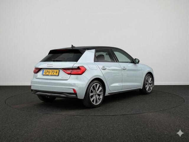 Audi A1 Sportback 25 TFSI Advanced edition 95PK | S-tronic | Parkeersensoren | S-line exterieur | Airco | Lichtmetaal |