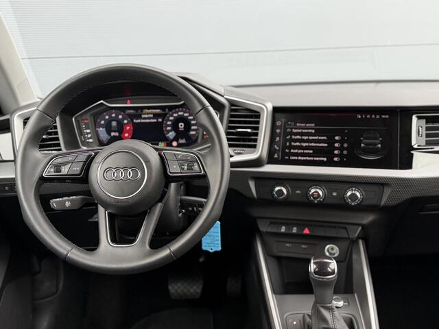 Audi A1 Sportback 25 TFSI Advanced edition 95PK | S-tronic | Parkeersensoren | S-line exterieur | Airco | Lichtmetaal |