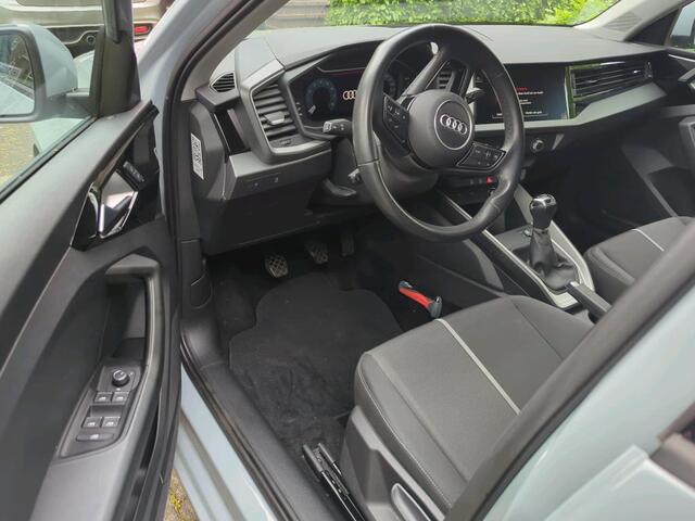 Audi A1 Sportback 25 TFSI Pro Line Virtual cockpit / LM velgen / Airco / Bluetooth / Cruise control