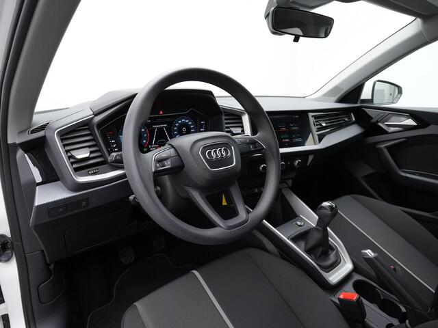 Audi A1 Sportback 25 TFSI 95 pk Attraction | Carplay | Virtual Cockpit | Audi pre sense | Lane Assist