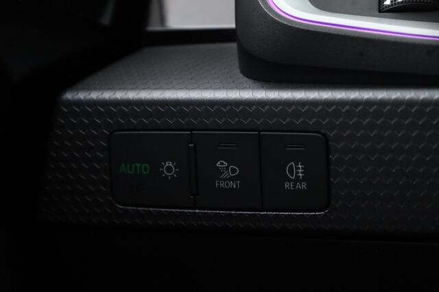 Audi A1 Sportback 40 TFSI S Line 200pk! | Digi. Dashboard | Apple CarPlay | Keyless | Stoelverw. | Cruise Ctrl. | Sfeerverl.