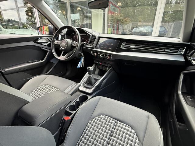 Audi A1 Sportback 30 TFSI 116PK *!* VIRTUAL/ CARPLAY/ 17 INCH/ CRUISE/ STOELVERWARMING *!*